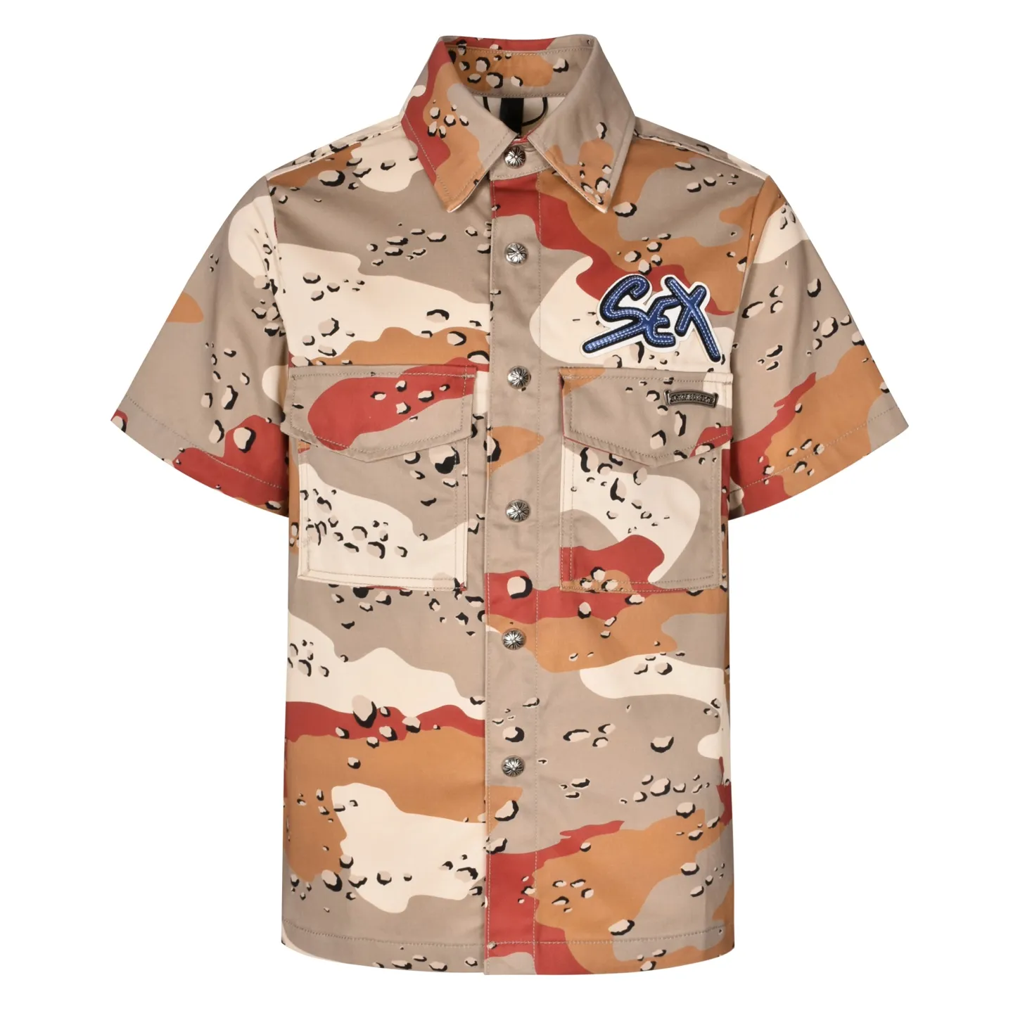 🅿️620 [Exclusive supply] CH Crow Heart Camouflage Short-Sleeved Shirt (Red) Purchased and developed by a Los Angeles agent for US$3,200. This style is made of custom-made military canvas fabric, restored 1:1 according to the original model, and printed with camouflage patterns. The customization period for the chest sex pattern stamp is 20 days, the minimum order is 1800 pieces, and the color plate is matched. The hardware buckles are all made of electroplated 925 silver material, the weight is perfectly restored, and they are aged and oxidized to black. Size:S-M-L